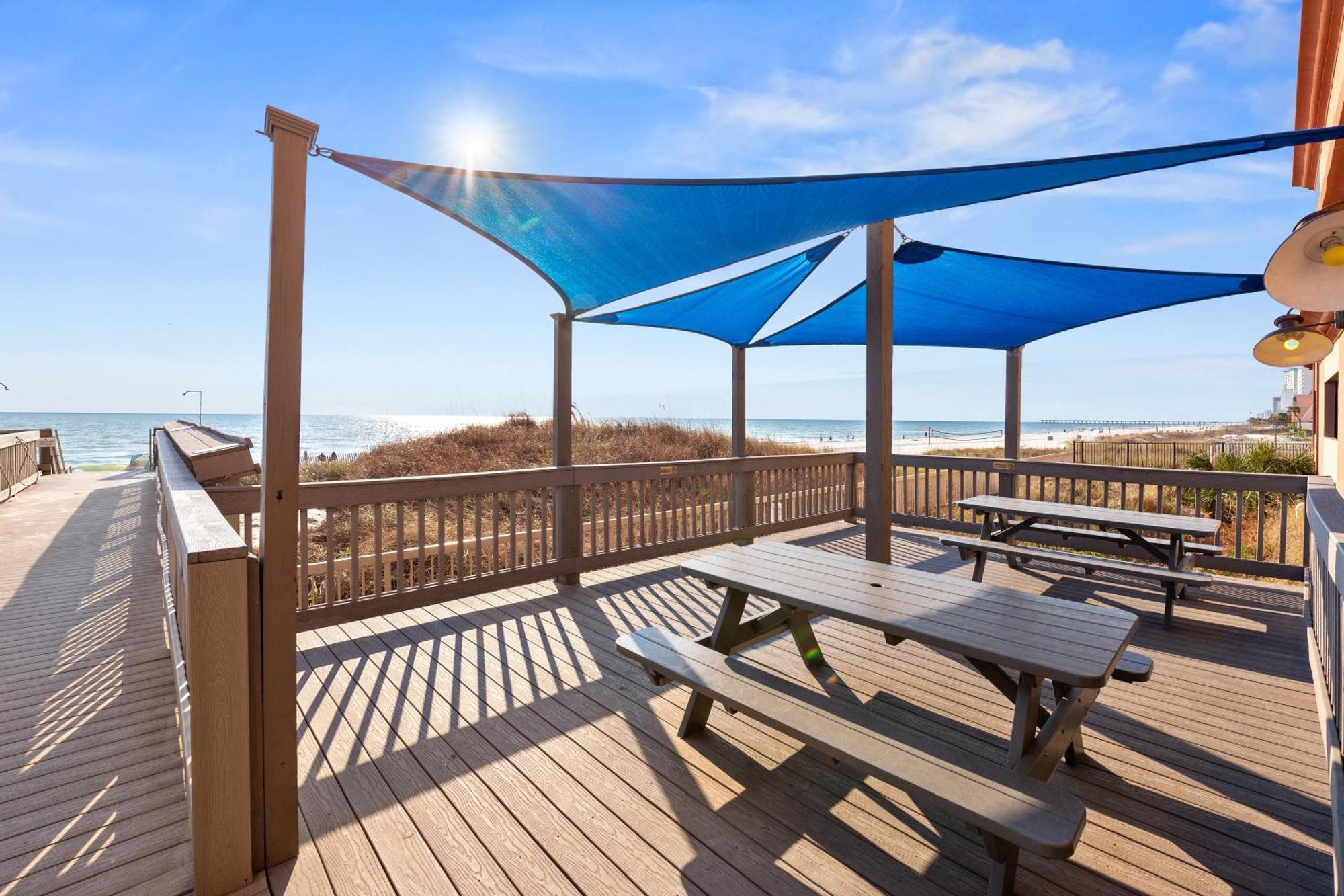 Gulf Front Master Br In Sunrise Beach With Amazing Views! Sleeps 7! Panama City Beach Exterior foto